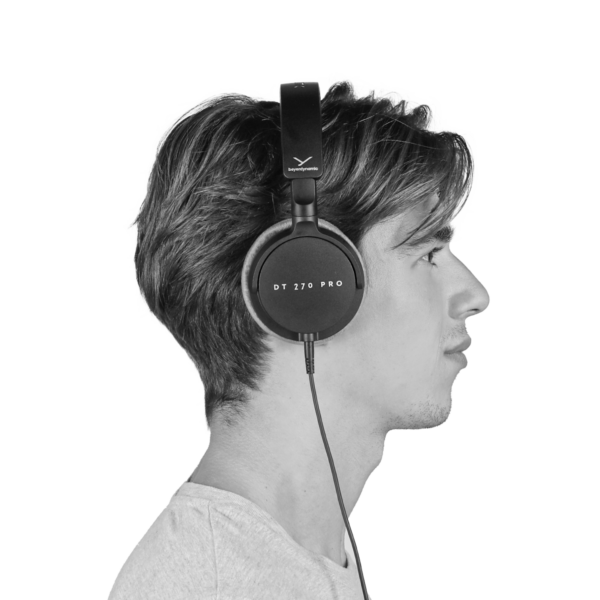 Beyerdynamic	DT 270 Pro