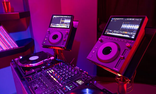 AlphaTheta CDJ-1500X