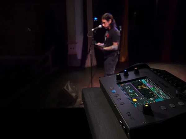 Allen & Heath	CQ20B