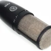 AKG P220