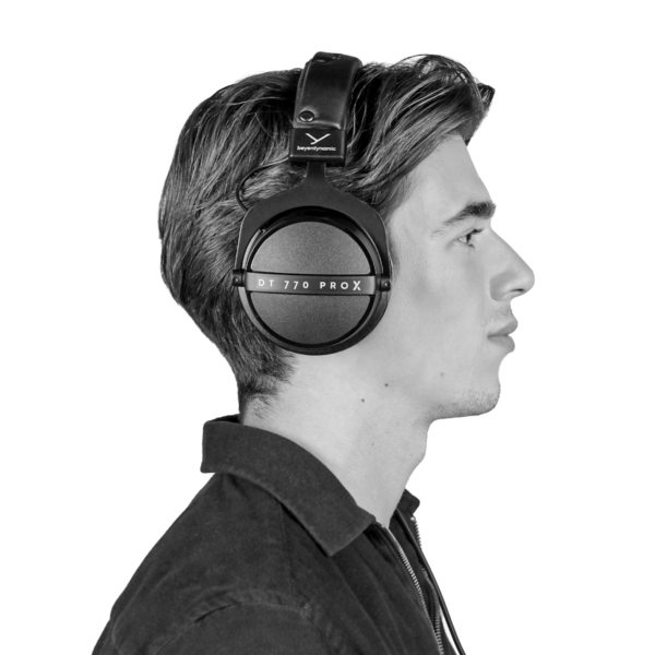 Beyerdynamic	DT 770 PRO X