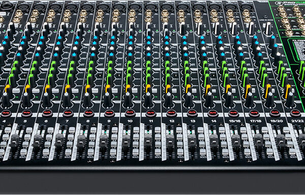 Mackie ProFX22v3